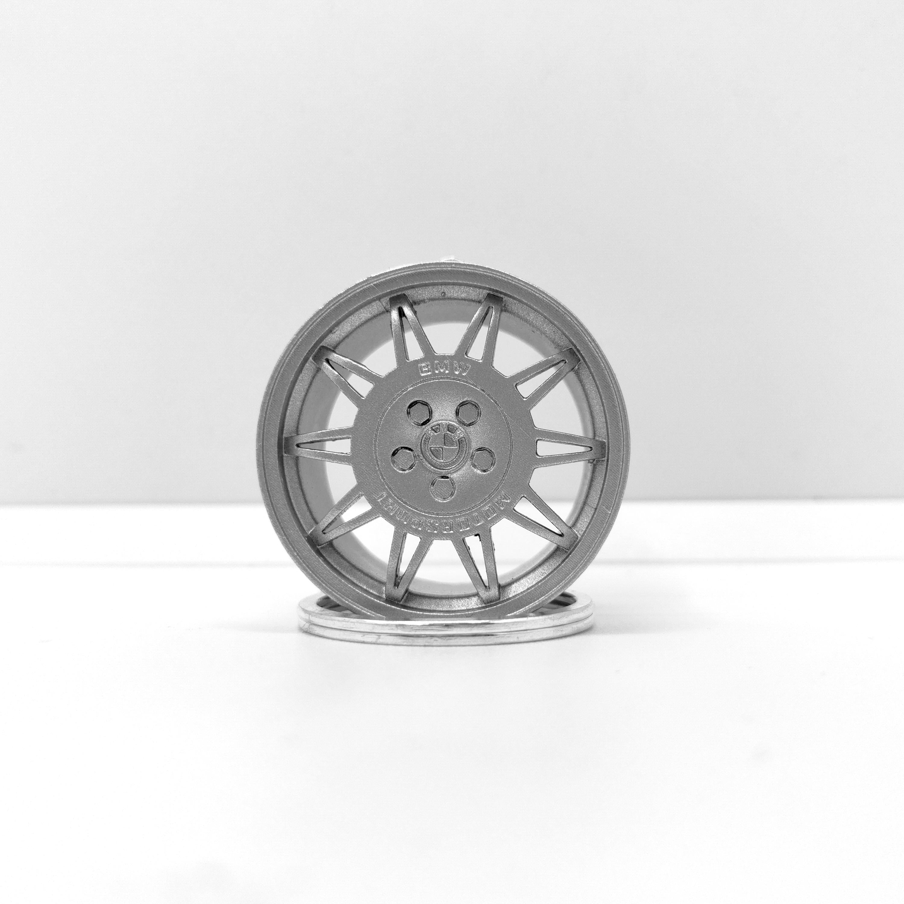 BMW M3 E36 Wheel Keychain – Classic Rim Design