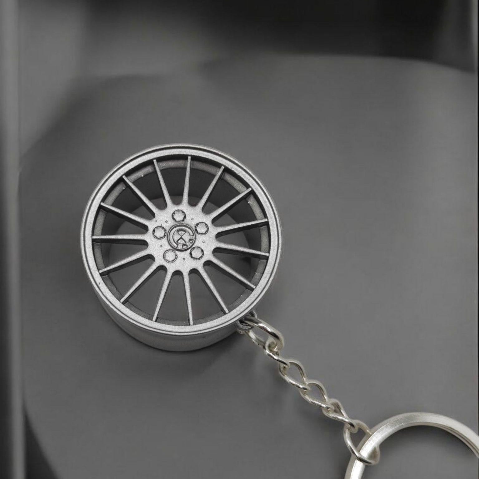 BMW Wheel Keychain – Classic Rim Design